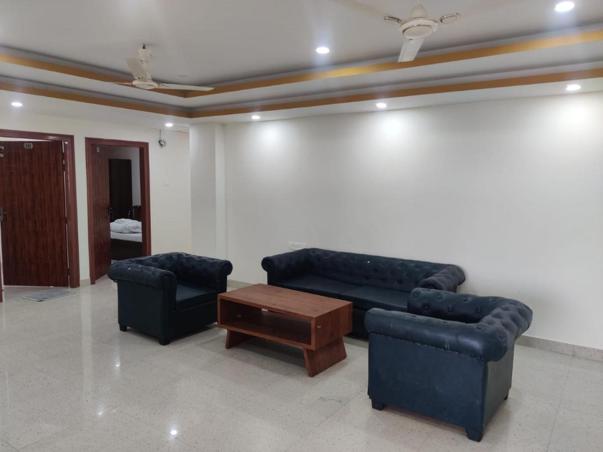 Hotel Haren Grand Guwahati Buitenkant foto